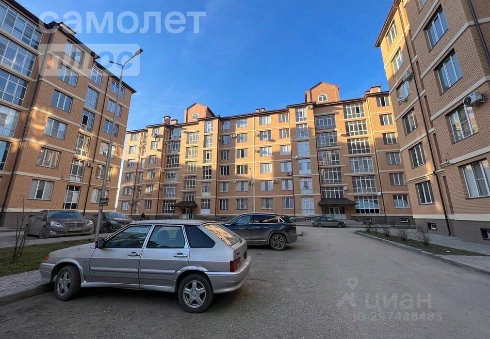 3-к. квартира, 70 м², 10/10 эт.-579765-168