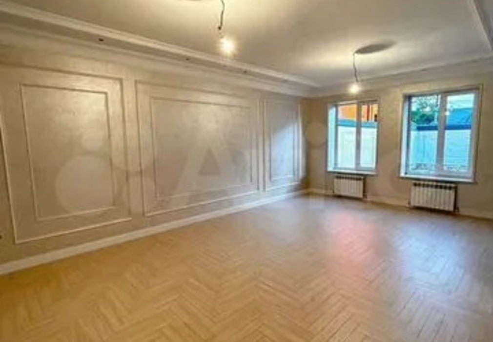 Дом 450 м² на участке 10 сот.-986989-171