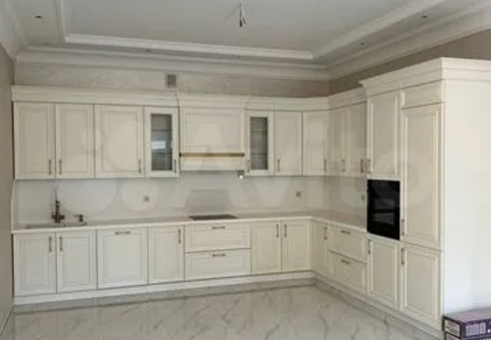 Дом 450 м² на участке 10 сот.-986989-172