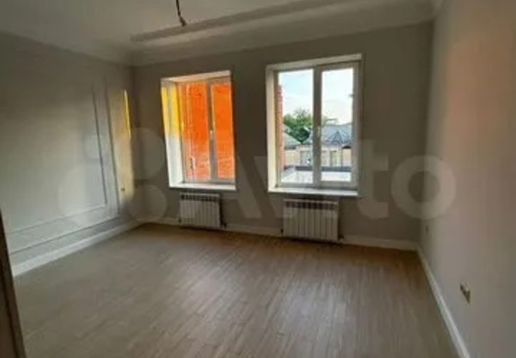 Дом 450 м² на участке 10 сот.-986989-177