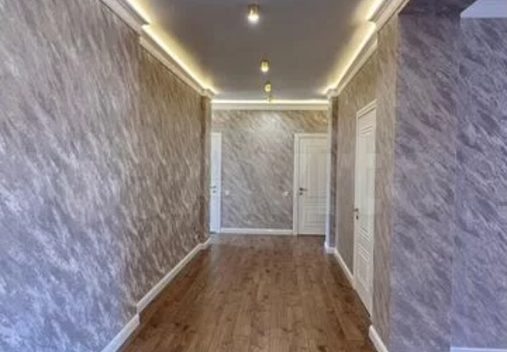 3-к. квартира, 108 м², 7/8 этаж-1047101-240