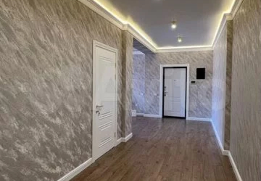 3-к. квартира, 108 м², 7/8 этаж-1047101-242